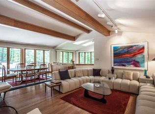 7475 W 92nd St, Zionsville, IN 46077