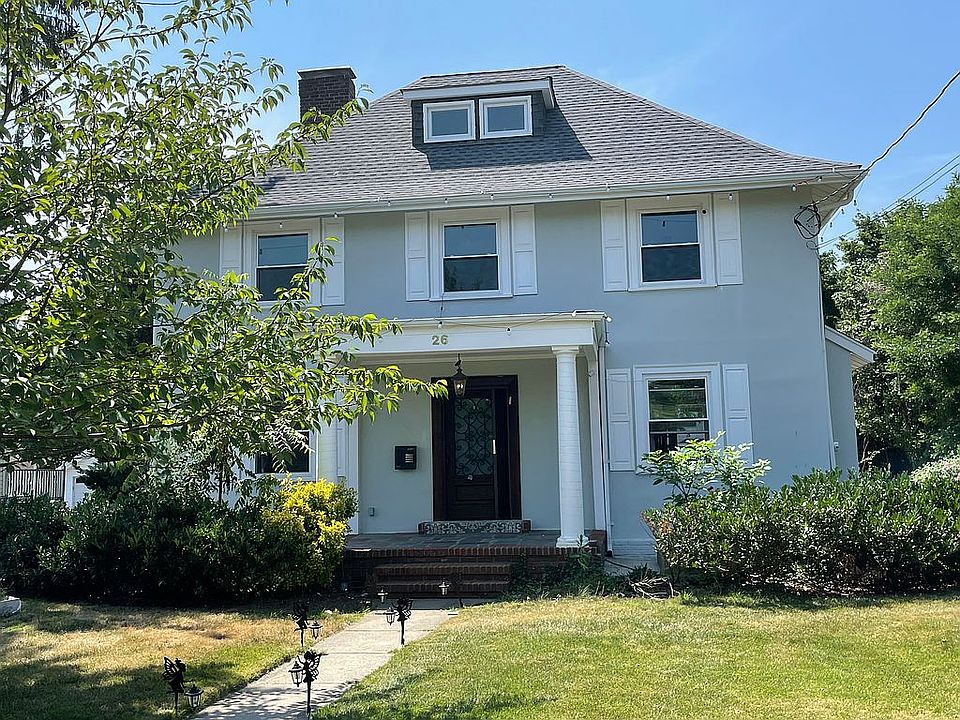 1st image of 26 Arrandale Ave