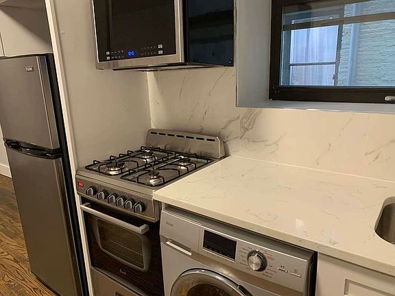 2nd image of 118 E 103rd St APT 12B
