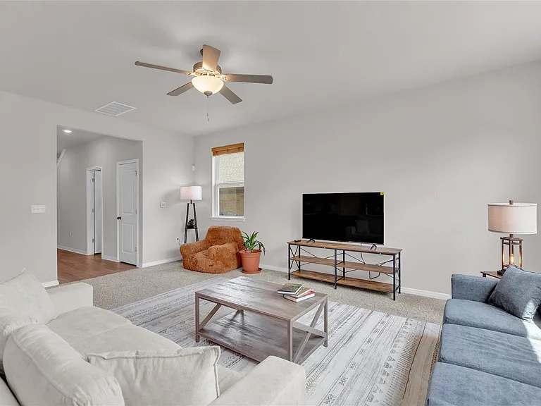 6401 Night Chinook Dr — Photo 5