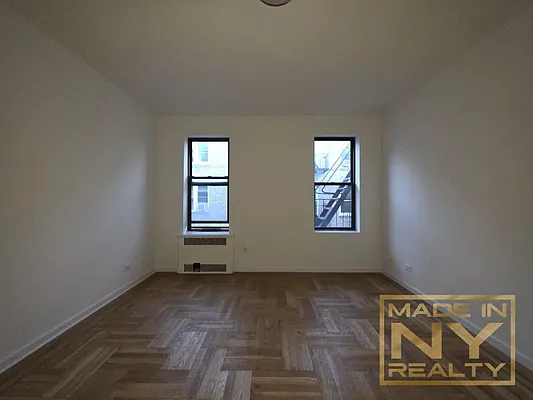 Rented by Made In NY Realty | media 18