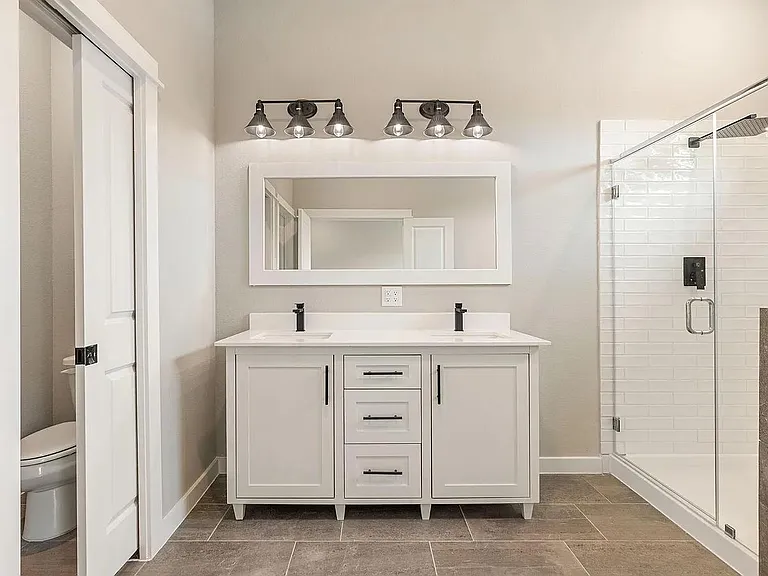 6712 Parker Oaks Ln — Photo 10