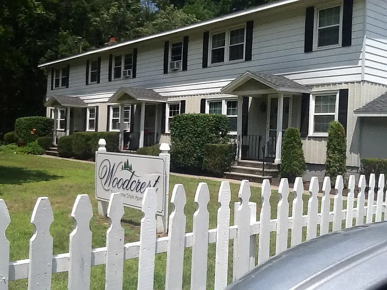 93 Woodin Rd — Photo 8