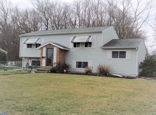 312 University Ave, Pemberton, NJ 08068