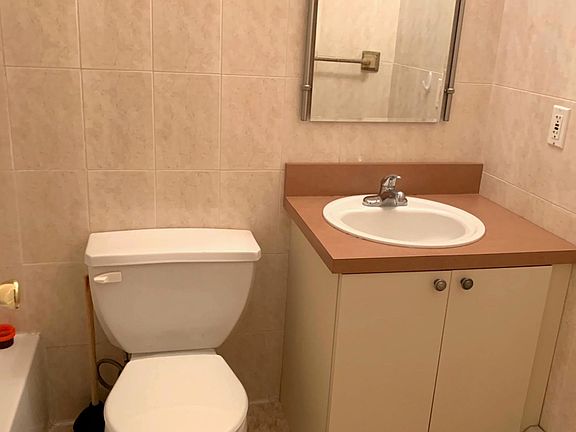 5th image of 53 Santa Monica Ln Floor 2