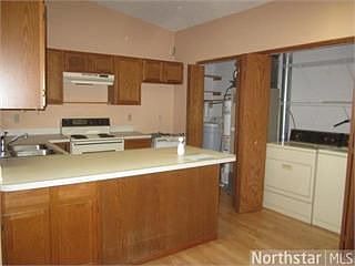2nd image of 715 Parkside Dr