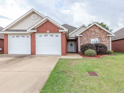 40 Brittany Dr S, Elmore, AL, 36025