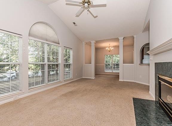 4th image of 6301 Manheim Ct