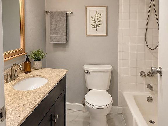 4th image of 7520 Hornwood Dr APT 901