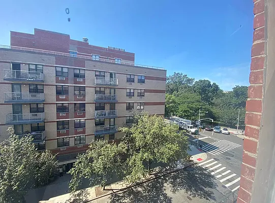 Rented by Corcoran | media 21