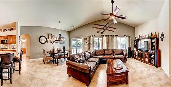 4th image of 10239 Cowboys Dream St
