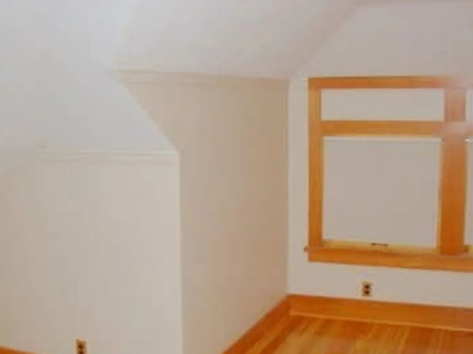 1st image of 1701 S 24th St #7