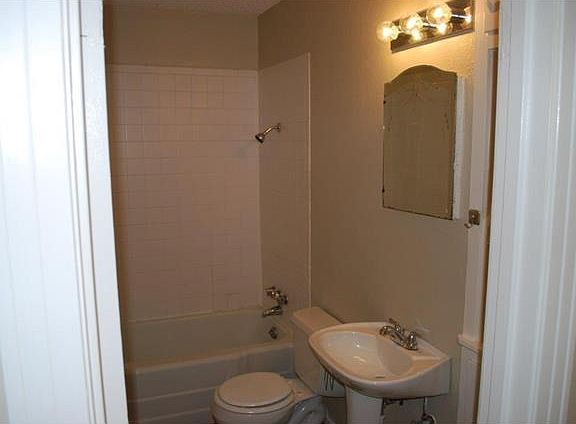2nd image of 1312 W Saint Johns Ave