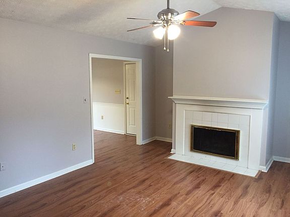 2nd image of 130 Beth Ct