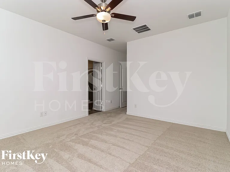 10113 Elkhorn Dr — Photo 7