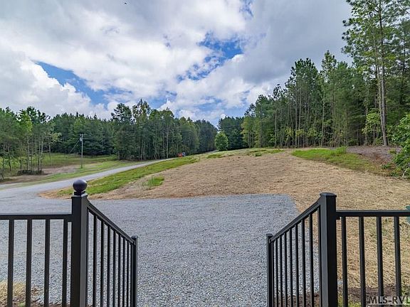 5th image of 3506 Birdsong Rd