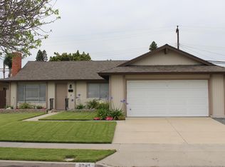 6781 Oxford Dr, Huntington Beach, CA 92647