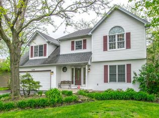 124 N Vincent Dr, Bolingbrook, IL 60490