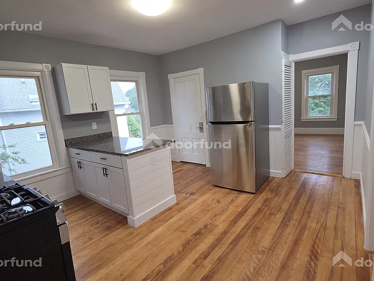41 Eastern Ave #2 — Photo 1