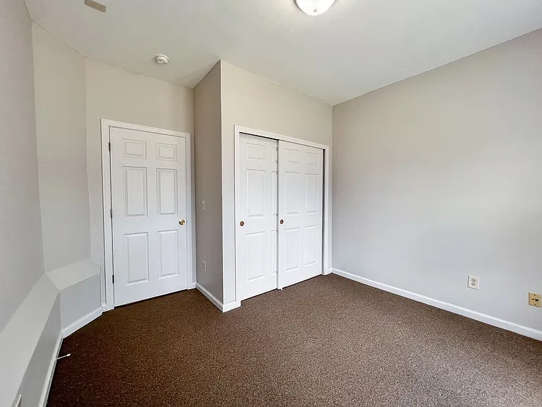 158-160 Westland St / Amauta Apartments, LLC — Photo 5