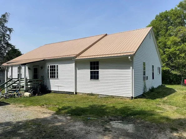 1099 Green Level Rd, Scottsburg, VA 24589