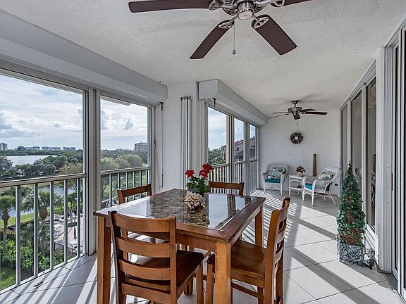 4th image of 360 Horse Creek Dr APT 501