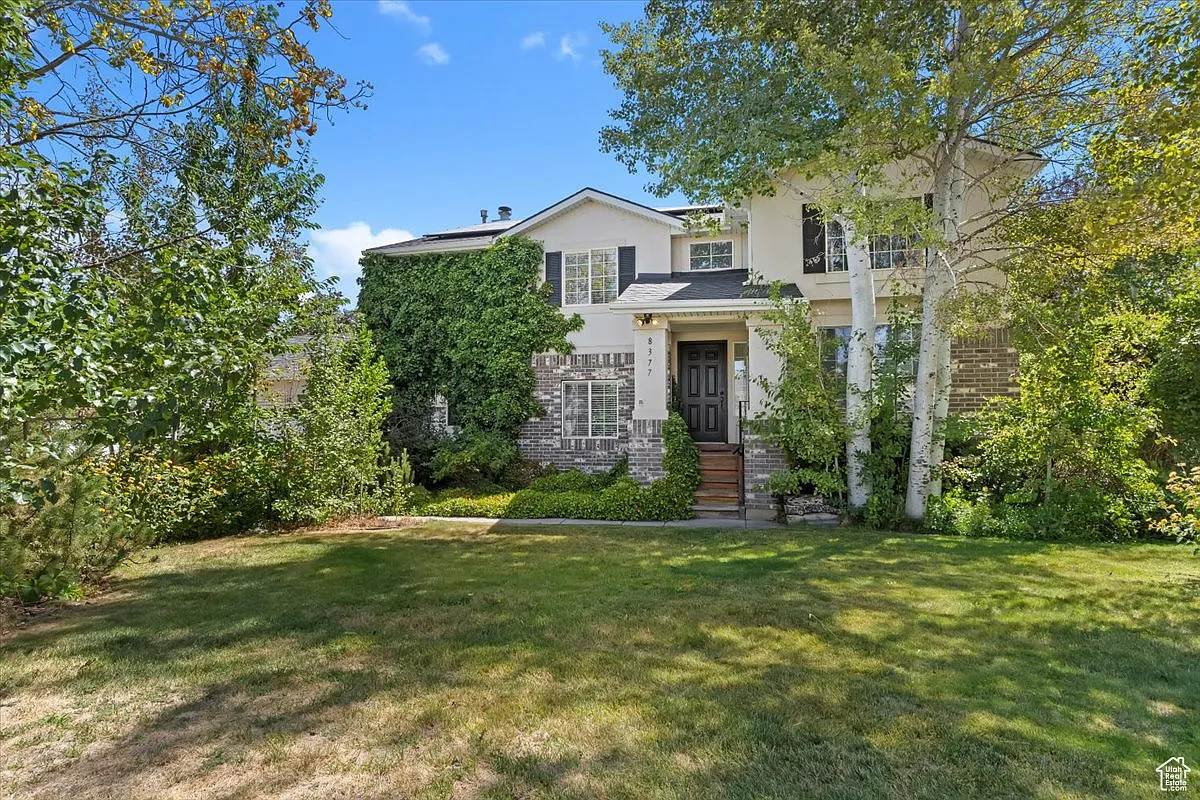 5 bed, 3028 sqft, $3,200 — Photo 1