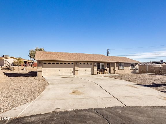 2nd image of 3550 Clearwater Ln