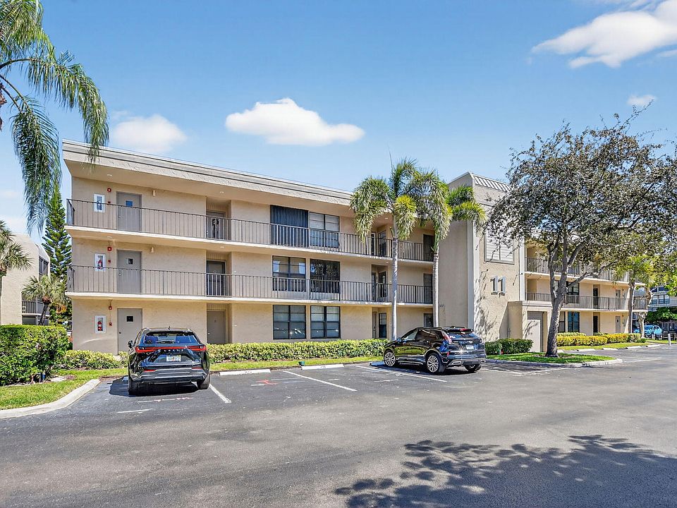 1st image of 11 Royal Palm Way #3040