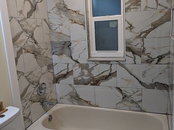 4th image of 6710 Gilda Dr