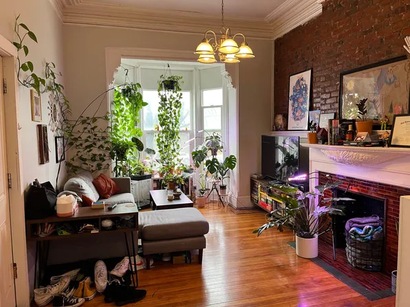 568 Madison Ave APT 2, Albany, NY 12208