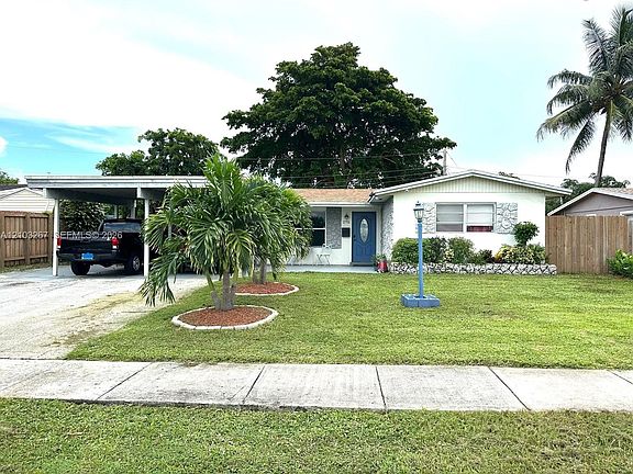 2nd image of 2751 SW 4th Ct
