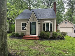 1662 Silver Creek Dr, New Albany, IN 47150