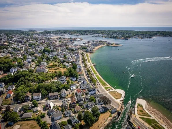 11 Perkins Rd, Gloucester, MA 01930