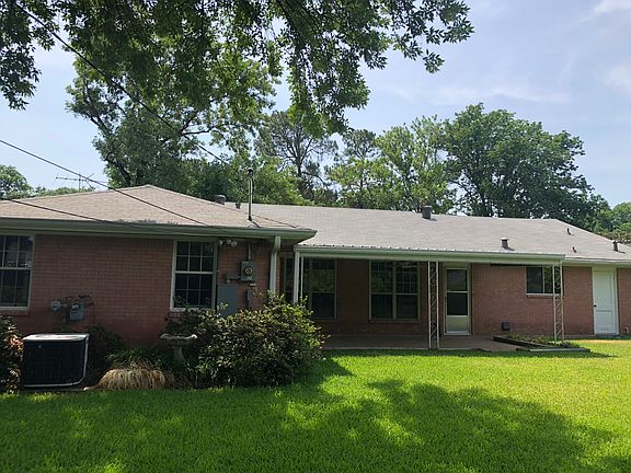 New roof added 5/2018