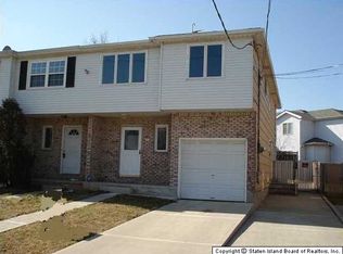 29 Downes Ave, Staten Island, NY 10312