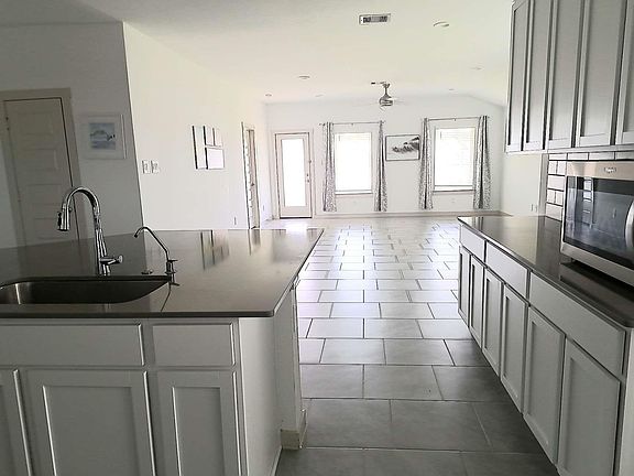 4th image of 28955 Yachting Point Ln