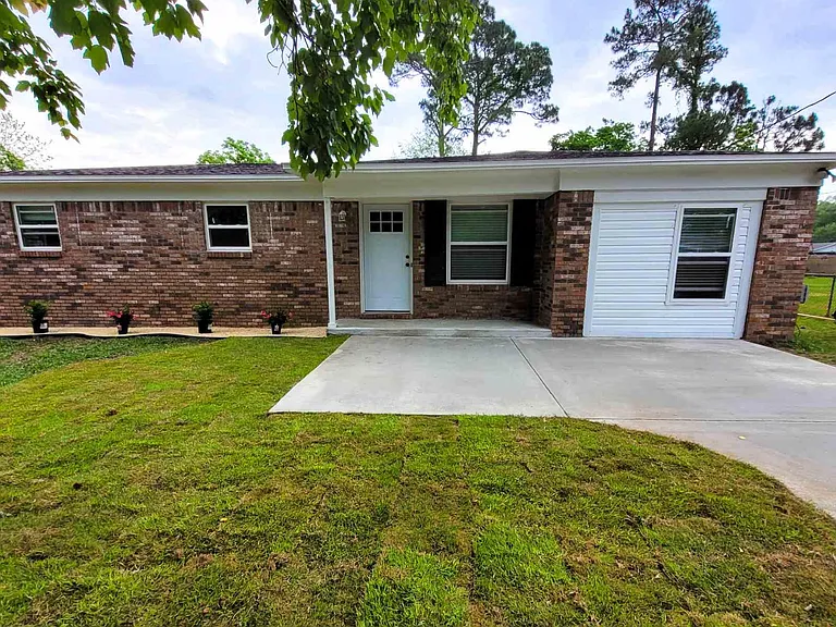 904 Colbert Ave — Photo 12