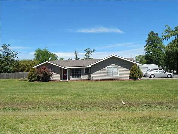 1st image of 2427 Gaylynn Dr