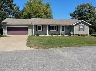 20 Locust St, Hanson, KY 42413