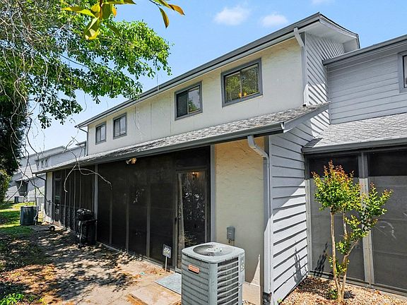5th image of 775 Plantation Dr. #15