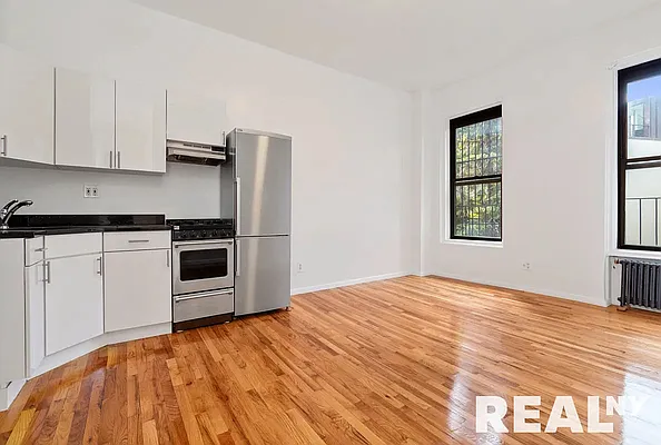 Rented by REAL New York | media 1