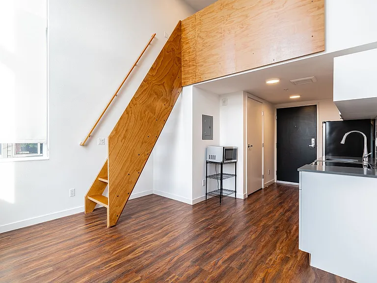 Thomas Street Lofts — Photo 25