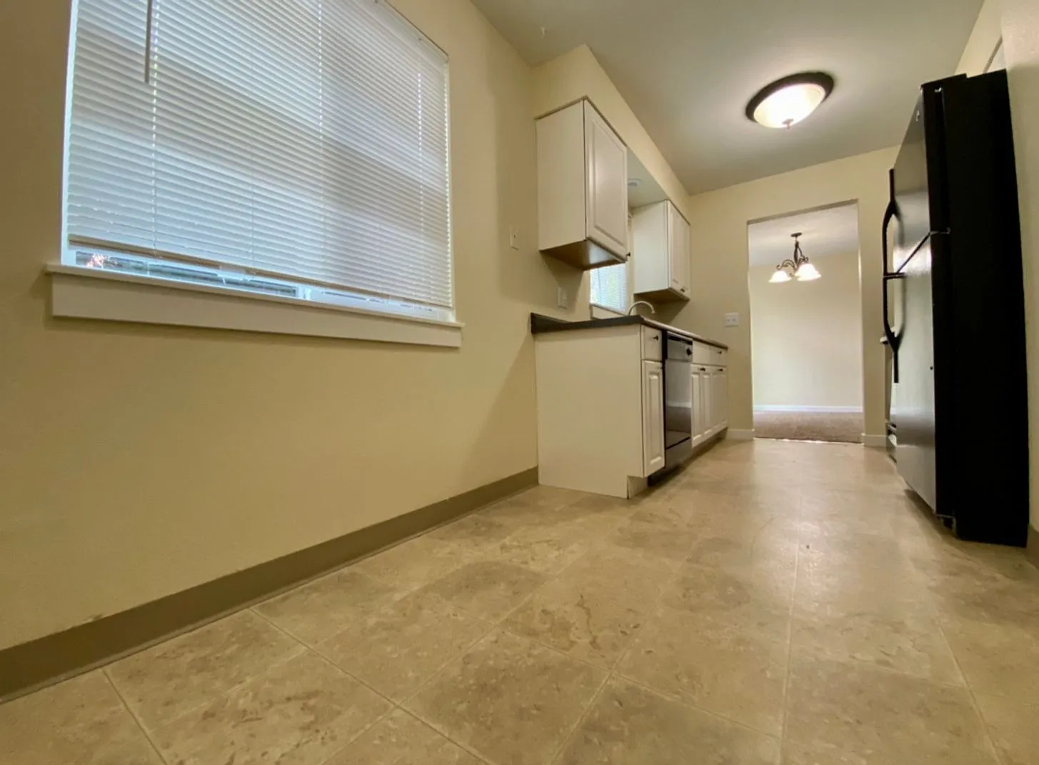 0174-04PP Stark Street Apartments — Photo 4