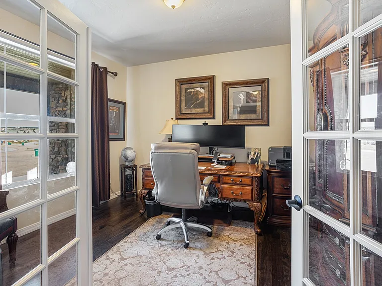 2156 Villa Creek Cir — Photo 12