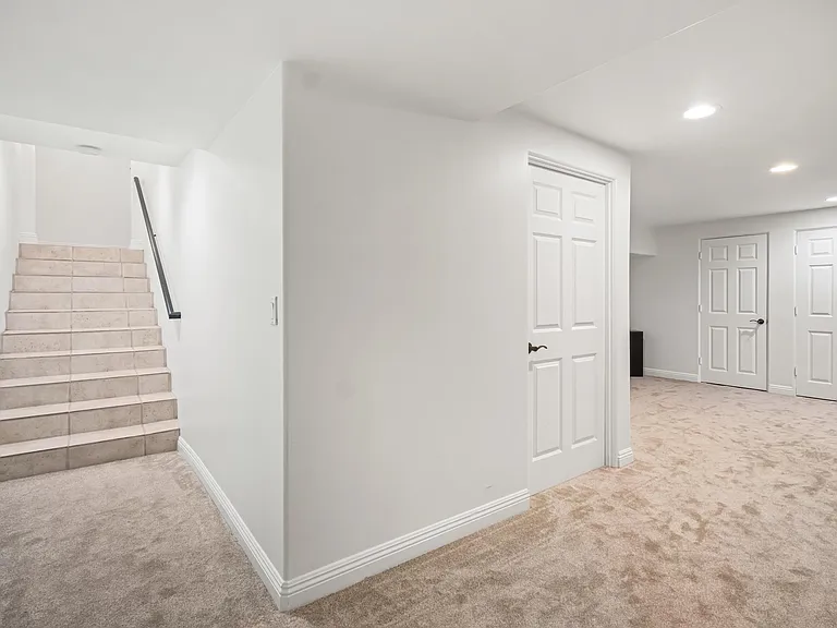 926 Duncan Ave — Photo 60