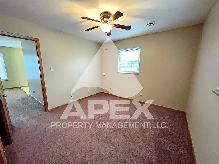 5024 Jacksboro Pike #3 — Photo 13