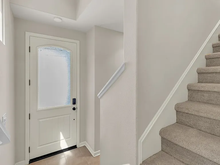 71 Tallowood — Photo 8