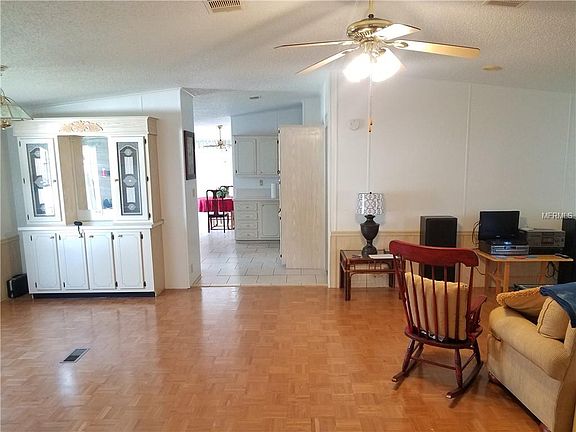 3rd image of 4410 Todd Ave