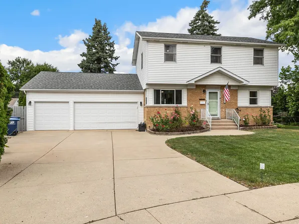 2170 Laura Ln, Des Plaines, IL 60018